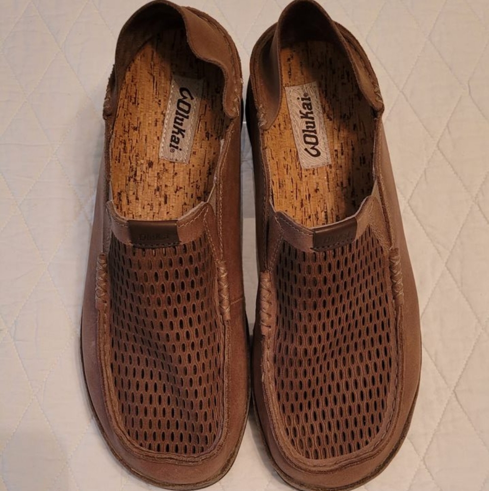 Olukai Moloa Aho Brown Leather slip-ons, size 10.5